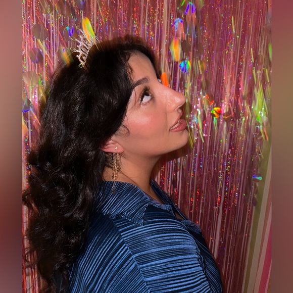 Meet your Posher, Talli - Picture 2 of 2